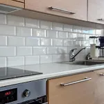 Spacious In A Good Location, Stunning Views *