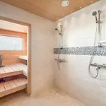 Spacious In A Good Location, Stunning Views