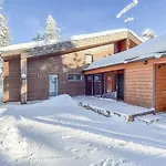 別荘 Spacious In A Good Location, Stunning Views *