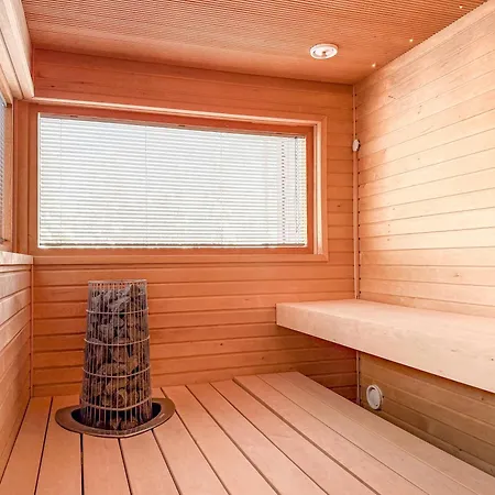 Spacious In A Good Location, Stunning Views * Ruka